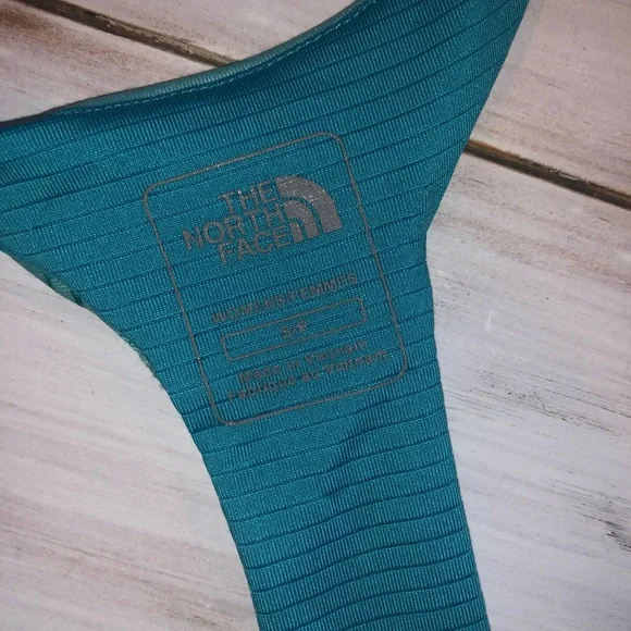 ๐ North Face Tank ๐ - Picture 3 of 6